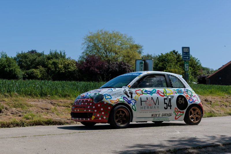 2L4B3283.jpg