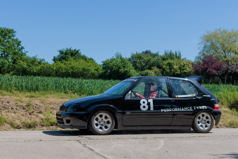 2L4B3295.jpg