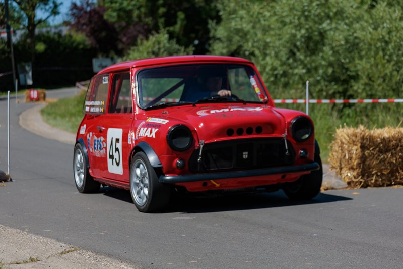 2L4B3390.jpg