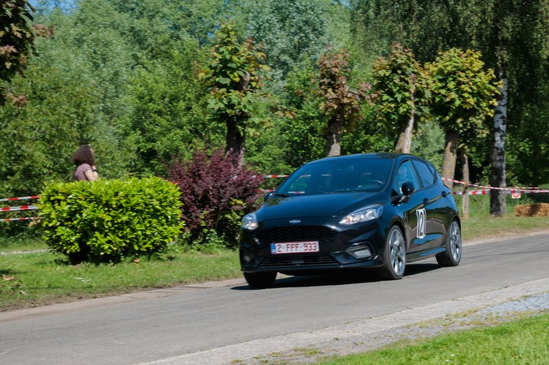 2L4B3500.jpg