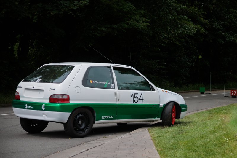 2L4B3840.jpg