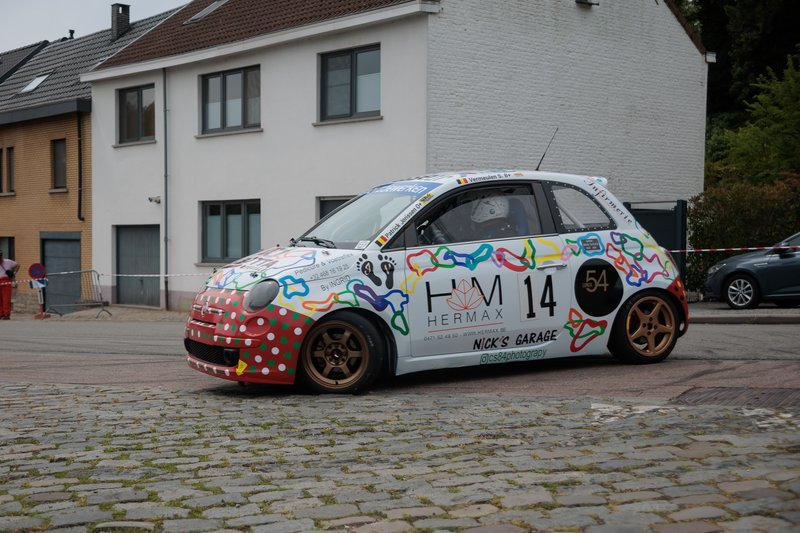 2L4B3864.jpg