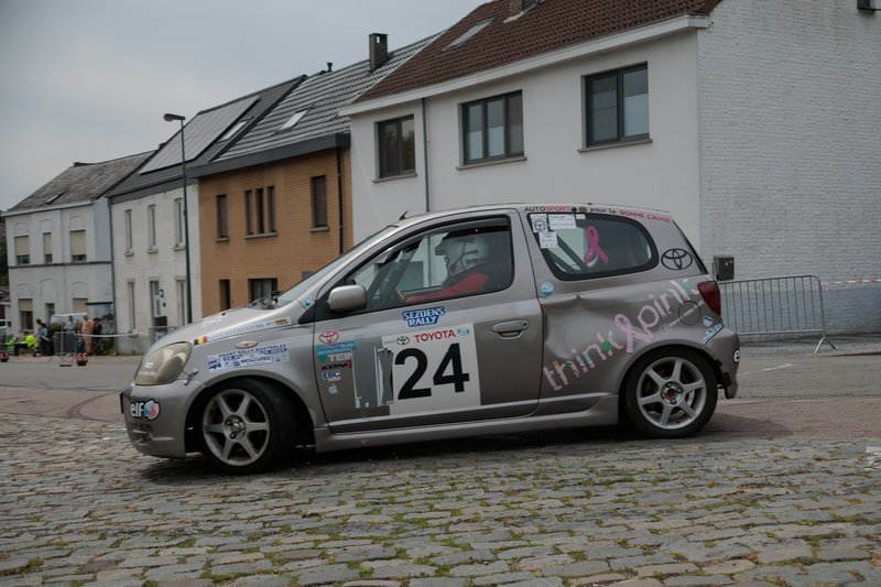 2L4B3879.jpg