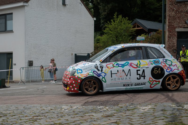 2L4B3906.jpg