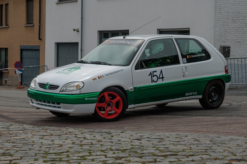 2L4B3964.jpg