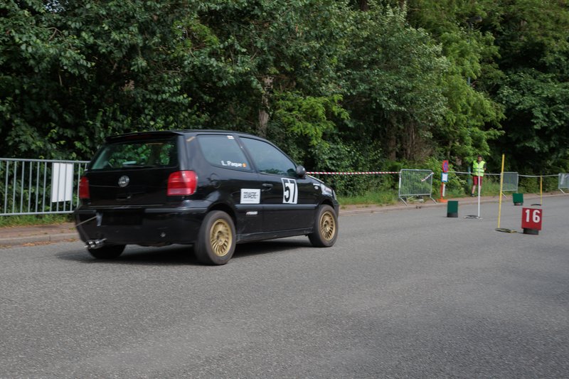 2L4B4045.jpg