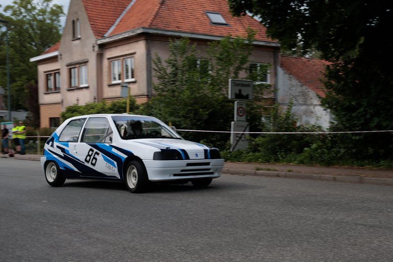 2L4B4065.jpg