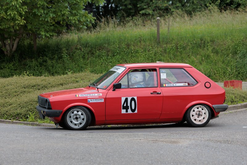 2L4B4185.jpg