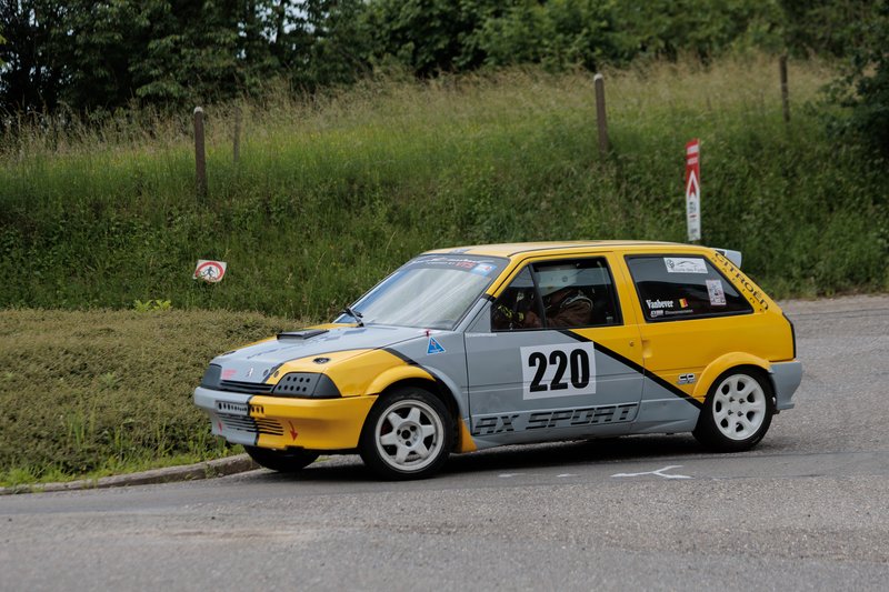 2L4B4301.jpg