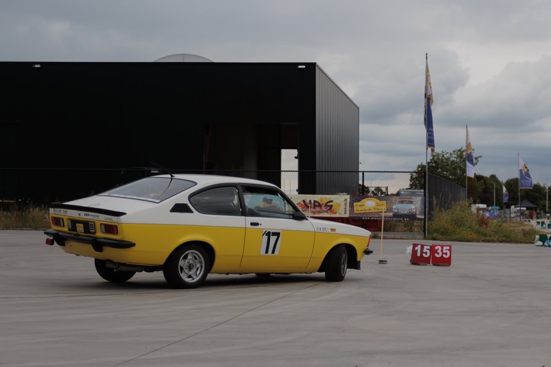 2L4B5301.jpg