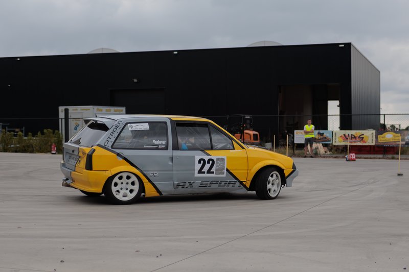 2L4B5311.jpg