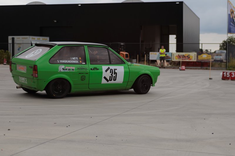 2L4B5327.jpg
