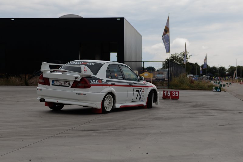 2L4B5371.jpg