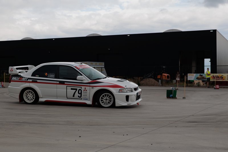 2L4B5372.jpg