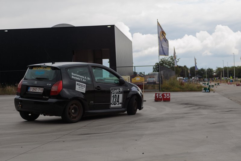 2L4B5401.jpg