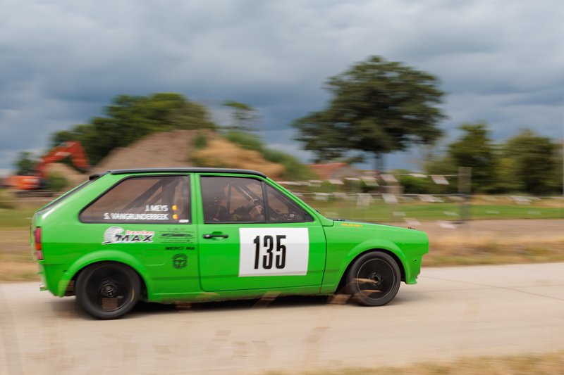 2L4B5696.jpg