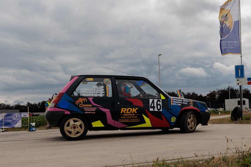 2L4B5798.jpg