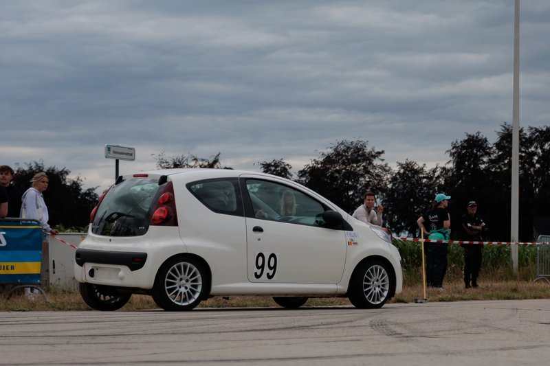 2L4B5831.jpg
