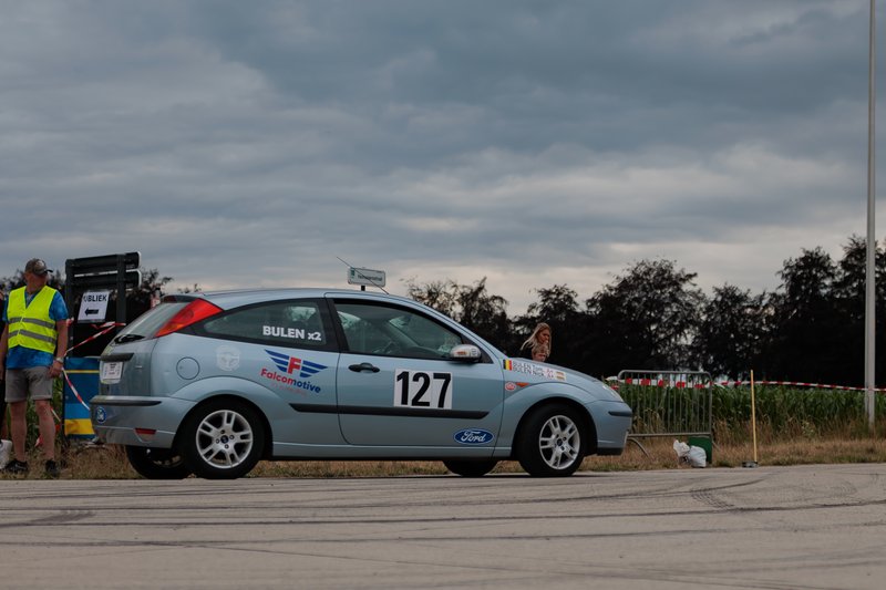 2L4B5841.jpg