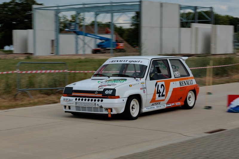 2L4B5895.jpg