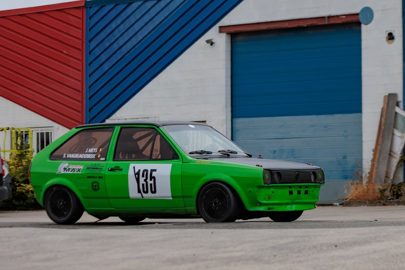 2L4B6111.jpg