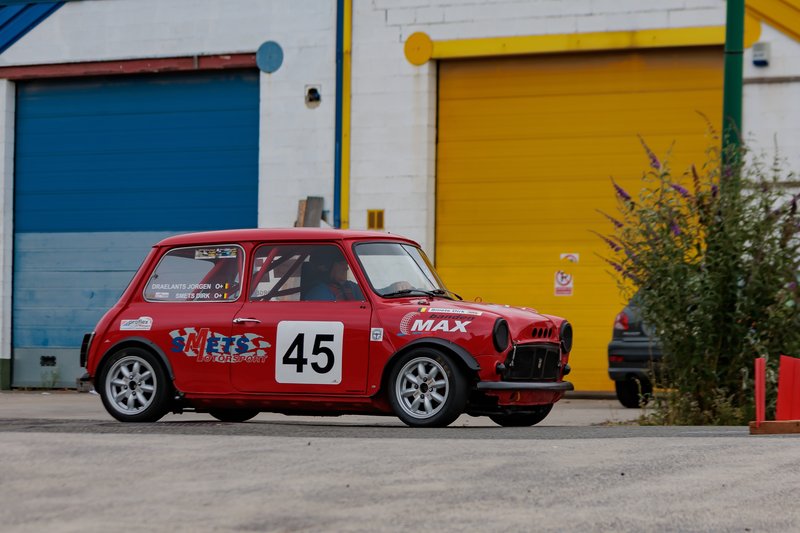 2L4B6123.jpg