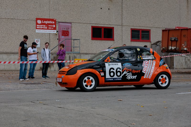 2L4B7200.jpg