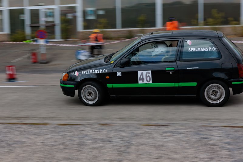 2L4B7401.jpg