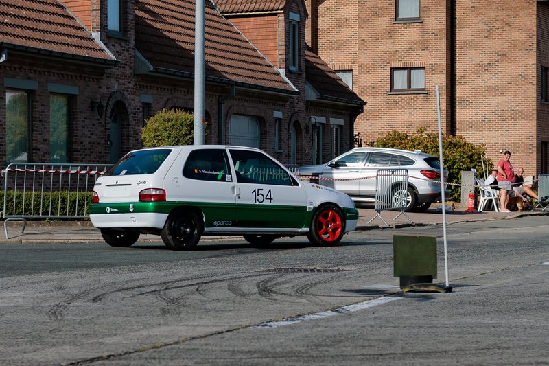 2L4B7799.jpg