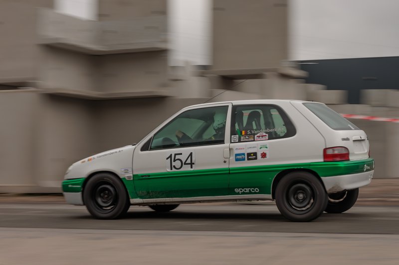 2L4B9080.jpg