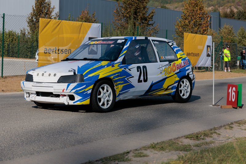 2L4B9338.jpg